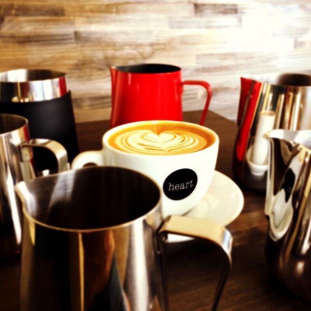 Hello😀日曜の午後、いかがお過ごしでしょうか♪本日もエルスカでお待ちしております️#elskaheartcoffee #pourover #latte #cappuccino #specialitycoffee #handdrip #宇都宮カフェ #栃木カフェ #コーヒー好き #コーヒータイム - from Instagram